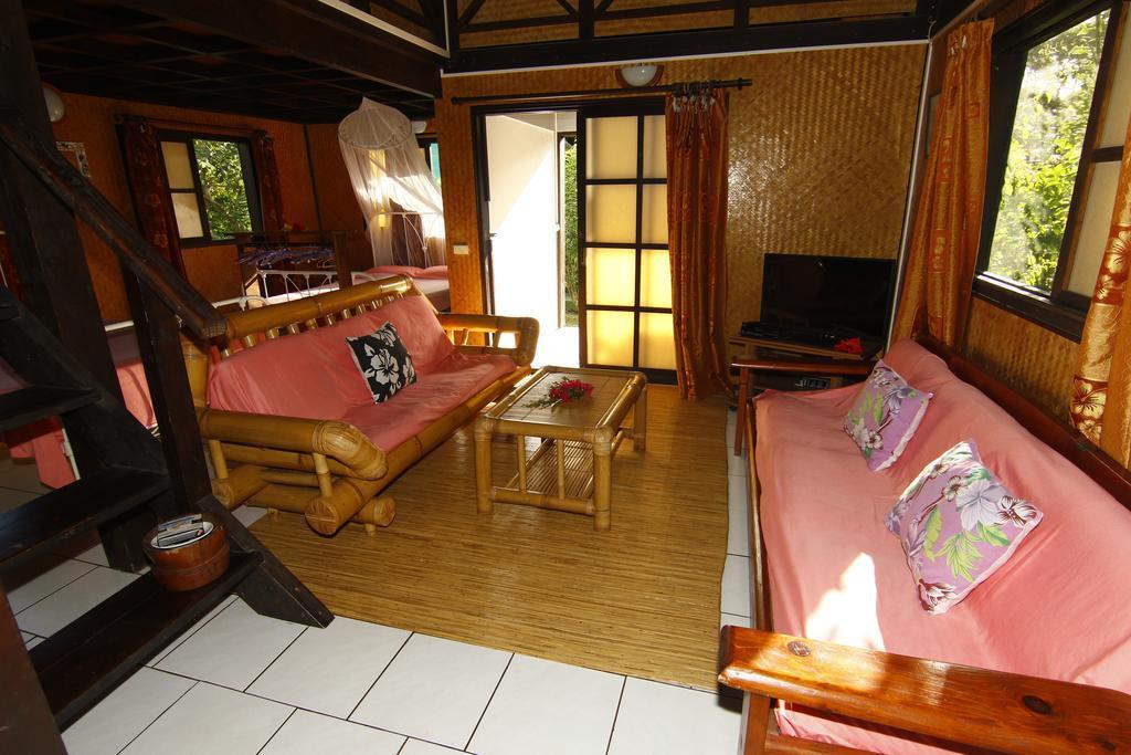 Pension Hibiscus Tahaa Uturoa 外观 照片