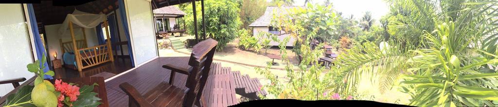 Pension Hibiscus Tahaa Uturoa 外观 照片