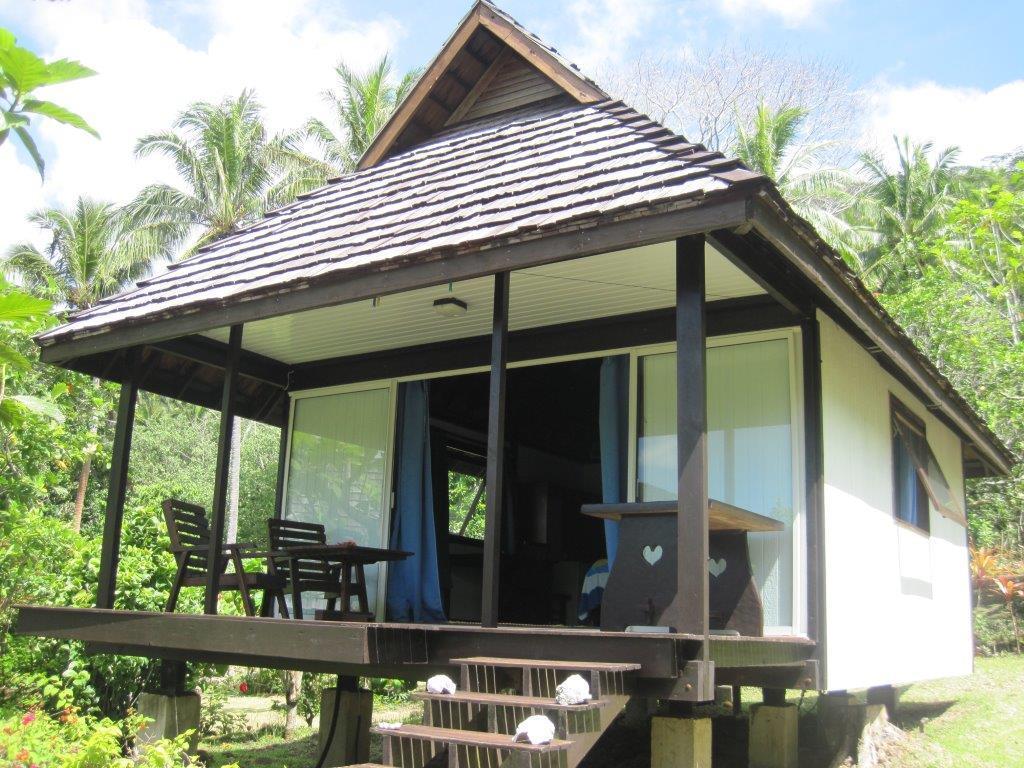 Pension Hibiscus Tahaa Uturoa 外观 照片