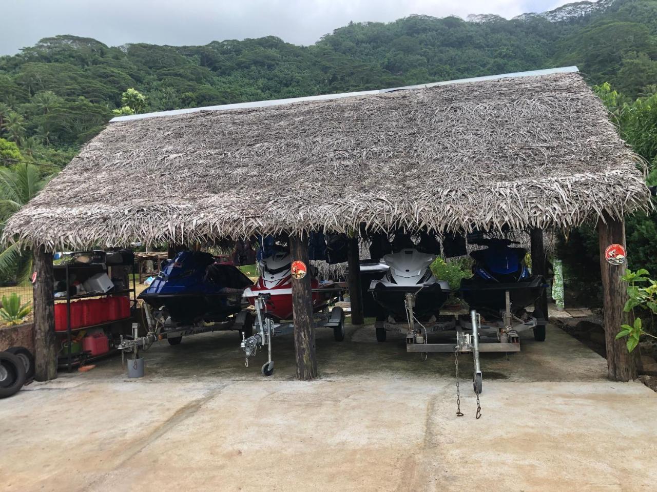 Pension Hibiscus Tahaa Uturoa 外观 照片